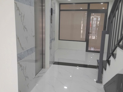Nhà mặt tiền kênh tân hóa   p.14, q.6   vị trí đẹp, nhà xây mới, có thang máy   giá tốt chỉ 10 tỷ 3