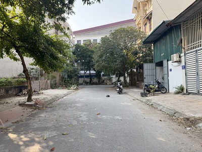 Lô đất 75m2 Tổ 8 Thạch Bàn: Tiềm năng tăng giá, an ninh tốt, gần chợ, trường, giao thông thuận tiện 4
