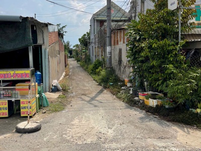 2700m2 đất lúa ấp 10, xã Lương Hòa, huyện Bến Lức giá 6,3 tỷ 0