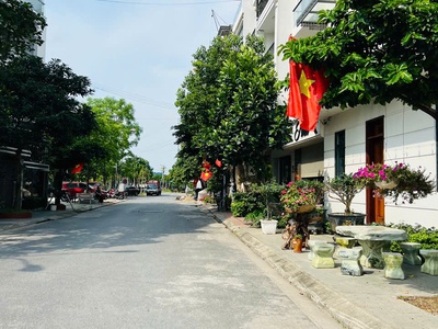 Mrs Tâm Chuyên bán đất đô thị mới sau Quận Ủy, Sở Dầu, Hồng Bàng, Hải Phòng. 2