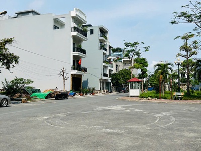 Mrs Tâm Chuyên bán đất đô thị mới sau Quận Ủy, Sở Dầu, Hồng Bàng, Hải Phòng. 0