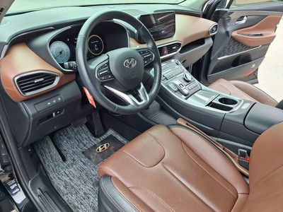Chính chủ bán Santafe Premium 2.5L HTRAC, sản xuất 2022 màu đen, đăng ký tên cá nhân 7