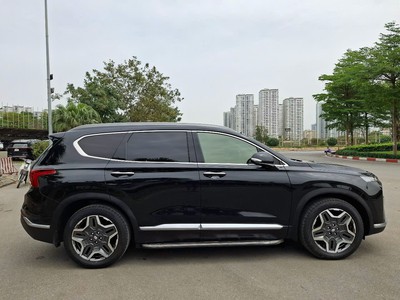 Chính chủ bán Santafe Premium 2.5L HTRAC, sản xuất 2022 màu đen, đăng ký tên cá nhân 8
