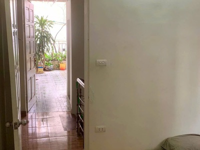 Cho thuê nhà 43m2 x 3 tầng đẹp ngõ 195 Trần cung 2