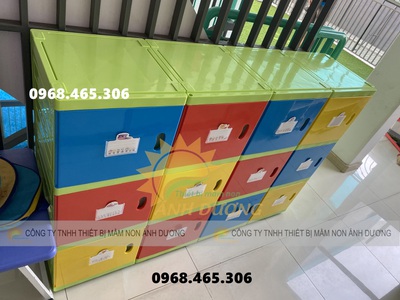 Tủ nhựa đựng cặp mầm non, tủ balo mầm non bằng nhựa 0