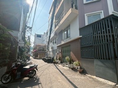 Cần bán nhà MT ngay chợ Bà Chiểu gần HXH Đinh Tiên Hoàng P1 Bình Thành 3 tầng chỉ hơn 7 tỷ 1