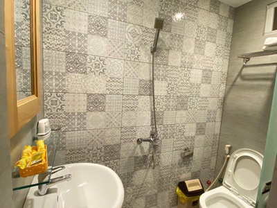 Khách Sạn cần bán , ngay  PHỐ ĐI BỘ BÙI VIỆN 6