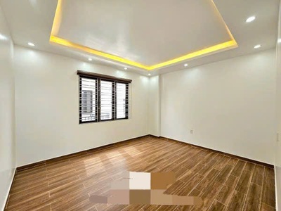 Nhà Hồ sen - lê chân   4,2 tỷ 1