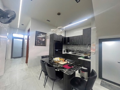 Bán nhà 3 tầng đẹp 91m2, ngay CD Công Thương Q9, hẻm oto 7 chỗ, 7.x tỉ 3