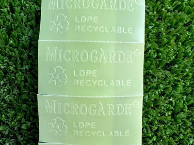 Miếng dán chống mốc bảo vệ giày dép, túi xách,... 1
