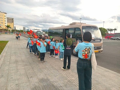 Dịch vụ cho thuê xe oto Đà Nẵng 2