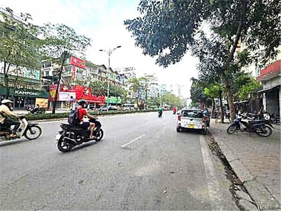 Bán nhà mặt phố nguyễn hoàng   80m, 8t, tm, 2mt kinh doanh vô địch, giá đầu tư 0