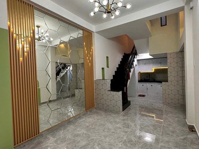5 tỷ hơn- nhà mới đẹp 4 tầng sát mặt tiền trần hưng đạo tt quận 5-giáp quận 1 0