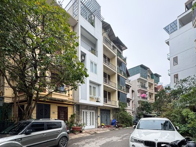Cực hiếm  bán nhà phân lô vỉa hè ôtô tránh cát linh - giảng võ 75m    5 tầng giá 26 tỷ 0