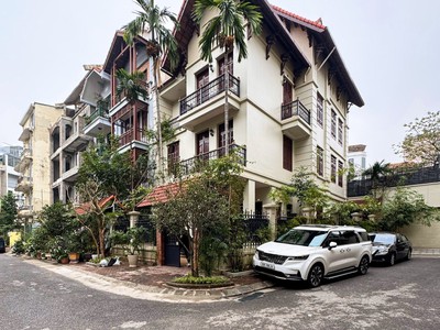 Cực hiếm  bán nhà phân lô vỉa hè ôtô tránh cát linh - giảng võ 75m    5 tầng giá 26 tỷ 3