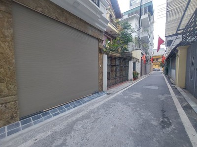 Nhà mới ngõ thông ô tô vào nhà nguyễn sơn 50m2,x 5 tầng, mặt tiền 3.7m, 15.9 tỷ long biên. 2
