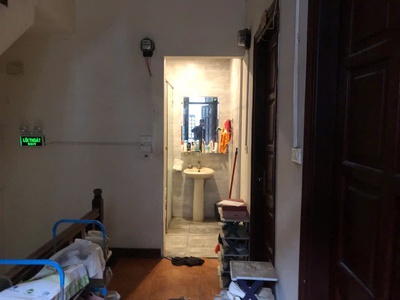 Bán nhà đường láng - trung tâm đống đa - nhà đẹp 2 thoáng - ngõ rộng 3 gác đỗ cửa 3