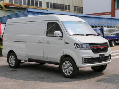 SRM868V2 - Trang Bị Nội Thất Chuẩn Tiện Nghi 3
