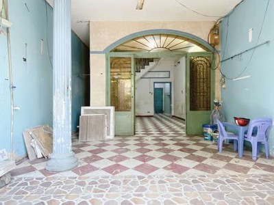 Ôtô ngủ trong nhà đường nguyễn trung trực phường 05 bình thạnh. 1