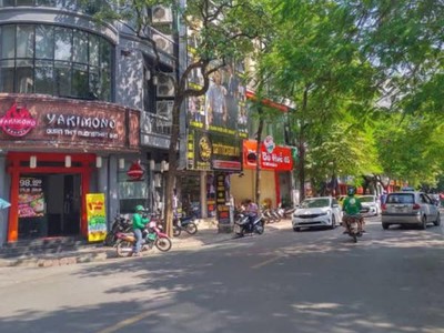 Nhà phố nguyên hồng   trung tâm đống đa - hà nội - ô tô vào nhà   kinh doanh sầm uất   ngõ thông 1