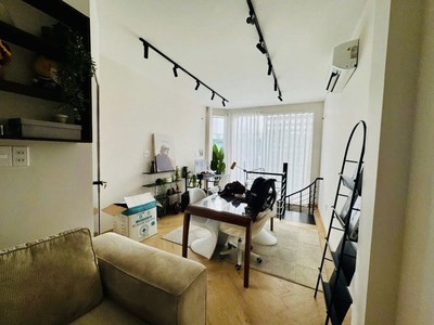 Nhà mới 4 tầng - 36m - đường 8m thông - gần aeon - đhct nhỉnh 5 đồng. 1