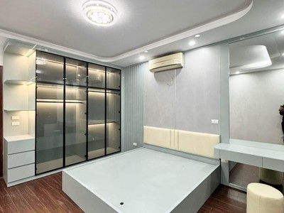 Cơ hội sở hữu nhà 5 tầng   oto đỗ   gần trung tâm   giá 10 tỷ 1