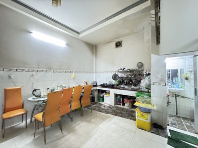 Bán nhà 2 tầng, 137m , 5pn, 5wc, q.9, 7.95 tỷ, sổ hồng 1
