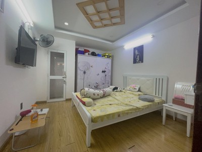 Ngộp mặt tiền khu bầu cát - 5x12m - 5 tầng hxh kinh doanh tốt 3