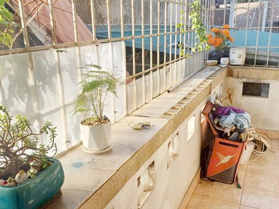 Bán căn hộ tập thể ngõ thịnh hào 120m 3 ngủ ở sướng giá mềm 2
