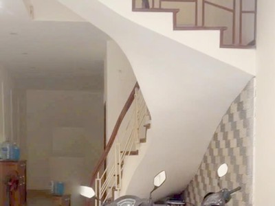 Bán nhà miếu đầm 56m ô tô vào nhà kinh doanh giá đầu tư 1