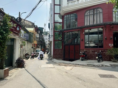 Cơ hội  bán nhanh nhà phương mai - dt khủng 125m trung tâm đống đa - gara ô tô qua nhà. hơn 27 tỷ 0