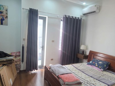 Nhà đẹp- dân xây kiên cố ngõ thông  thượng thanh 68m2,x  4 tầng,mặt tiền 5m, 10.5 tỷ long biên. 1