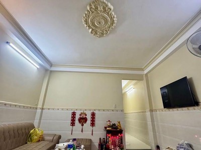 Bán nhà gò vấp, hẻm xe hơi quang trung , ngay vincom,  86m  x 2 tầng,4 pn, 7tỷ 1