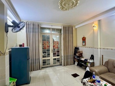 Bán nhà gò vấp, hẻm xe hơi quang trung , ngay vincom,  86m  x 2 tầng,4 pn, 7tỷ 2