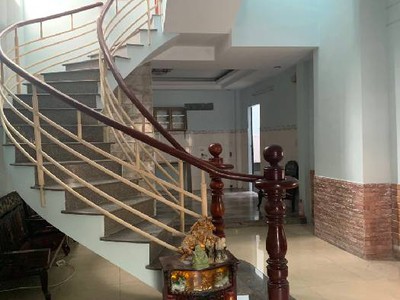 Nhà 3 tầng btct   hẻm xe hơi   gần nguyễn văn quá   kdc an sương, q12   5.7 tỷ 0