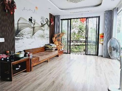 Bán nhà 5 tầng thang máy - lô góc 3 mặt thoáng - phố huỳnh tấn phát, long biên 2