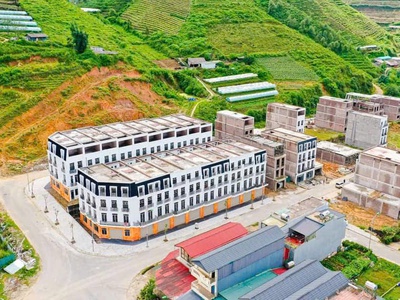 Sở hữu ngay căn liền kề xây sẵn 4 tầng vị trí trung tâm hành chính mới sapa giá chỉ 5,8 tỷ. 3