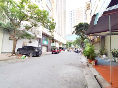 Nhà lô 22 lê hồng phong vị trí bán hàng siêu đẹp, 60m 4 tầng, trục chính 2