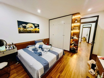 Bán nhà quận hoàng mai nhỉnh 15 tỷ kinh doanh 1