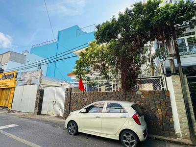 Bán đất mặt tiền đường hương sơn - phước hoà  dt: 244,5m2 giá 23,2 tỷ lh e bích 0