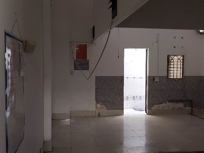Cho thuê nguyên căn 2 nhà mặt tiền ở tân bình và tân phú 2