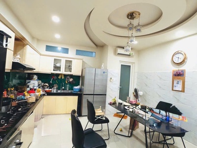 Bán nhà siêu ngon - chính chủ - 5 tầng btct - nhà mới chủ đang ở - hxh - nơ trang long - gấp bán 1