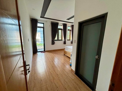 Bán gấp nhà trệt 2 lầu linh xuân   90m    hẻm ô tô. 0