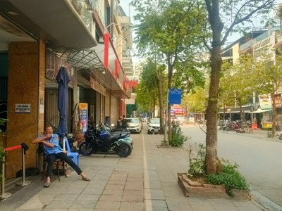Bán nhà mặt phố cầu giấy, dt 60m2, mt 4.5m, vỉa hè rộng, kinh doanh đỉnh, hơn 22 tỷ 2