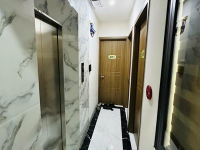 Toà ccmn 6 tầng thang máy   dòng tiền 60tr/tháng gần đh: bách - kinh - xây   mặt tiền 7.5m   diện 3