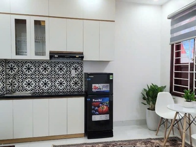 Chung cư mini chùa láng 41m2 x 6 tầng - 9 phòng khép kín full đồ-  41 m2,x 6 tầng,mặt tiền 4.3m, 4