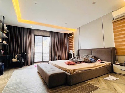 Bán nhà đẹp ngọc thuỵ- lô góc- oto tránh- kinh doanh-thang máy -60m- mặt tiền rộng-nhỉnh 13 tỷ 2