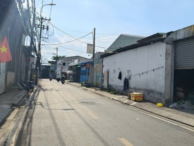 Bom tấn xưởng mặt tiên cây cám gần chợ liên khu 5-6 -320m2,2 tầng 17 tỷ 0