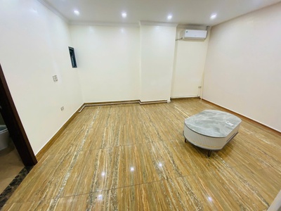 Siêu hót   chính chủ mời thuê mặt bằng tầng 9 tòa thương mại v-city   trục đường lê thái tổ, tp bắc 2