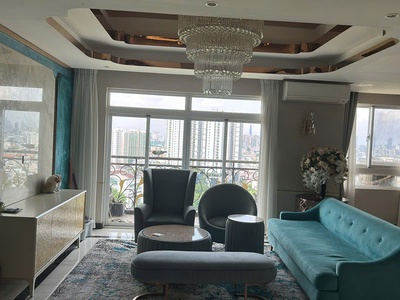 Cho thuê căn hộ THE FLEMINGTON, đường Lê Đại Hành, P.15 Quận 11 : -	Căn lớn: 220m2 3